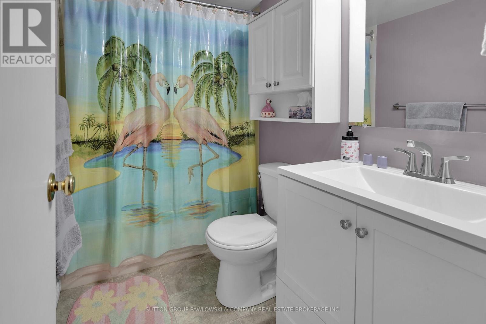 59 Golfview Crescent, London South (South Q), Ontario  N6C 5N3 - Photo 32 - X12456412