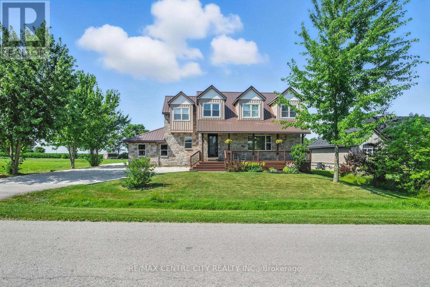 5623 CHRISELLE PLACE, Lucan Biddulph, Ontario