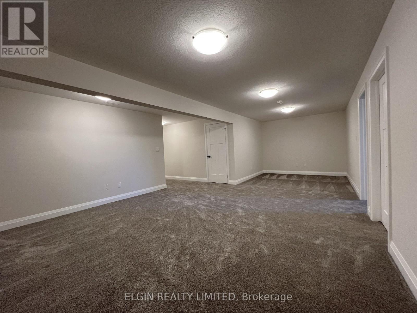 11-49 Royal Dornoch Drive, St. Thomas, Ontario  N5R 0P4 - Photo 32 - X12456420