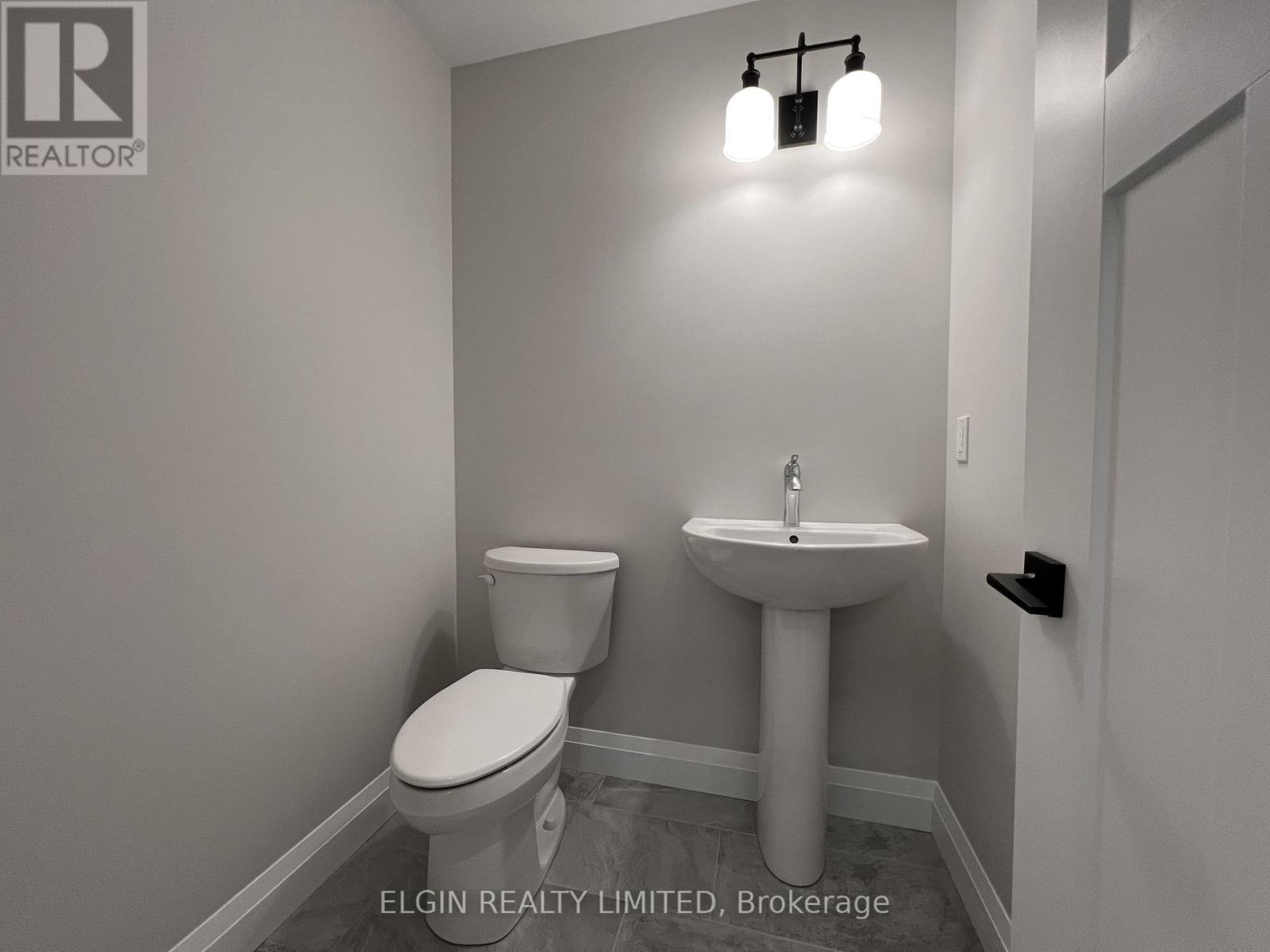 11-49 Royal Dornoch Drive, St. Thomas, Ontario  N5R 0P4 - Photo 8 - X12456420