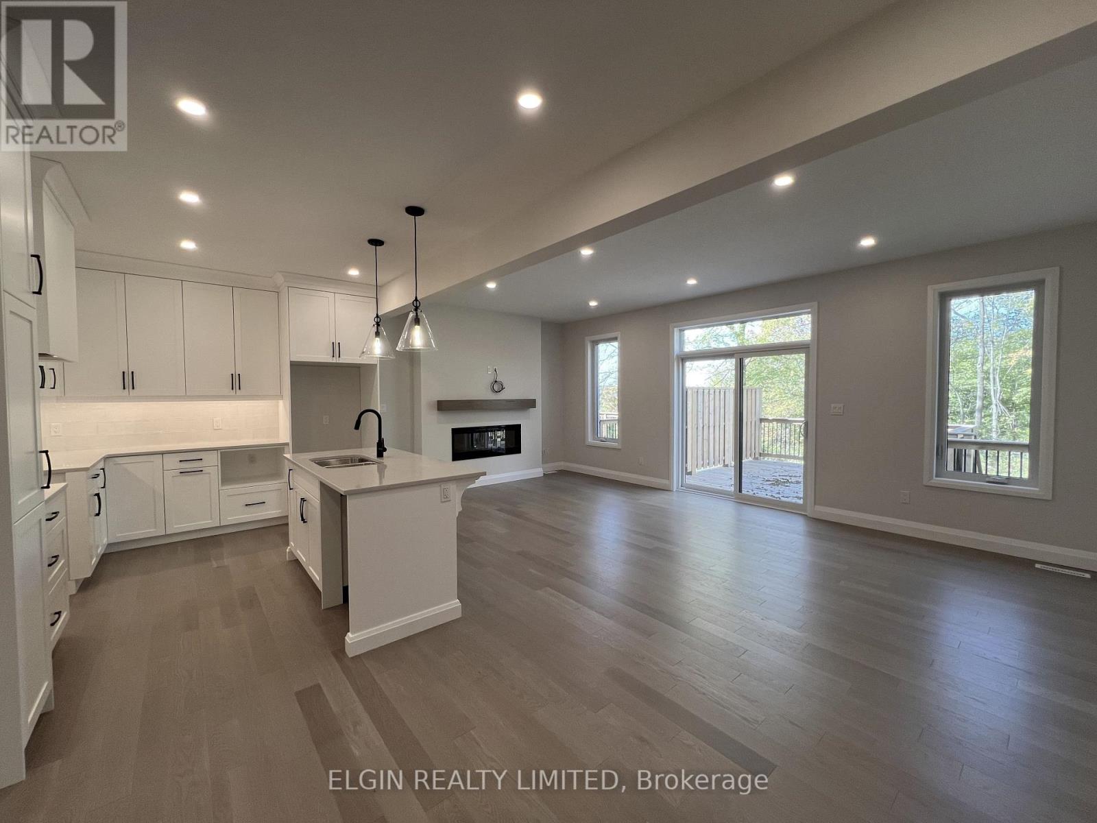9-49 Royal Dornoch Drive, St. Thomas, Ontario  N5R 0P4 - Photo 13 - X12456422