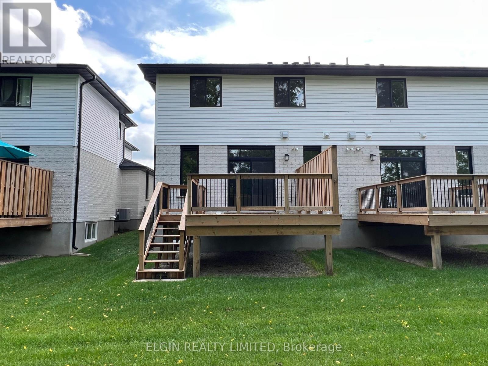9-49 Royal Dornoch Drive, St. Thomas, Ontario  N5R 0P4 - Photo 4 - X12456422