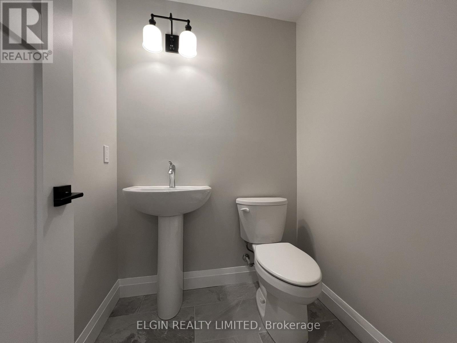 9-49 Royal Dornoch Drive, St. Thomas, Ontario  N5R 0P4 - Photo 8 - X12456422
