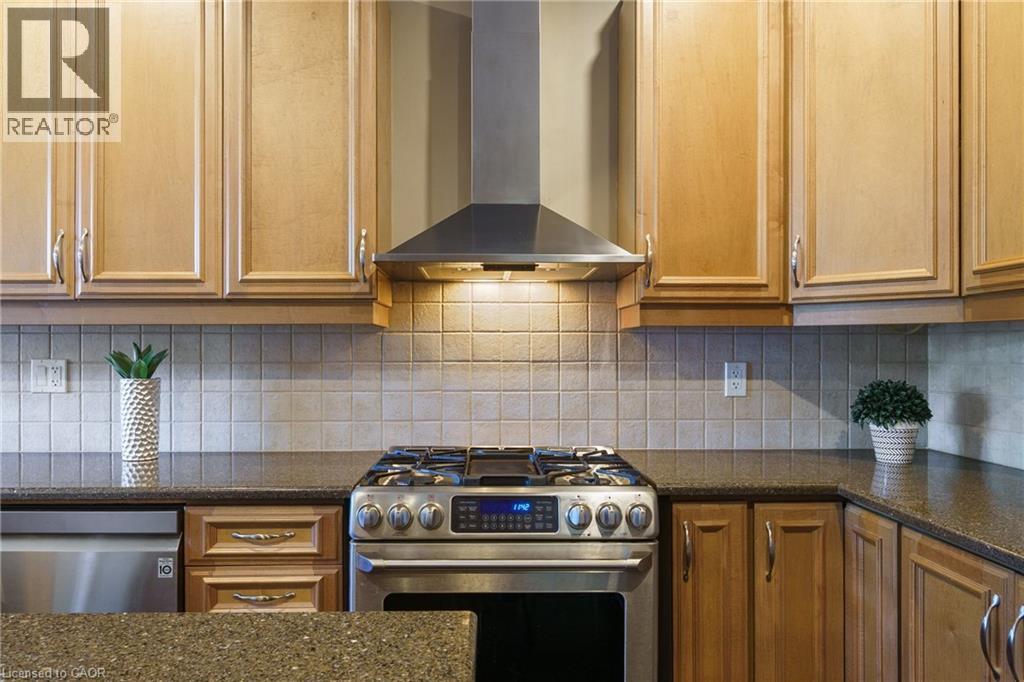 317 Great Lakes Boulevard, Oakville, Ontario  L6L 0A4 - Photo 10 - 40778210