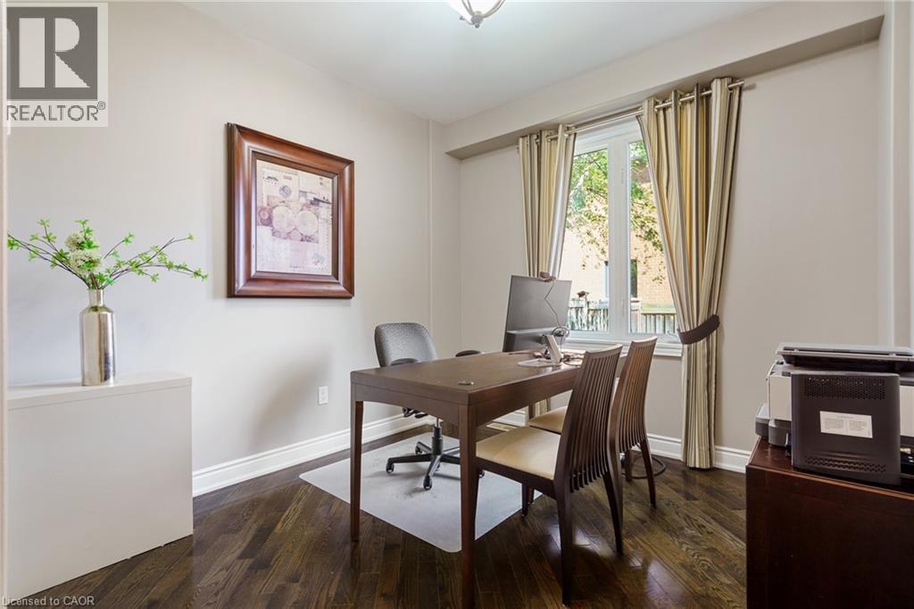 317 Great Lakes Boulevard, Oakville, Ontario  L6L 0A4 - Photo 16 - 40778210