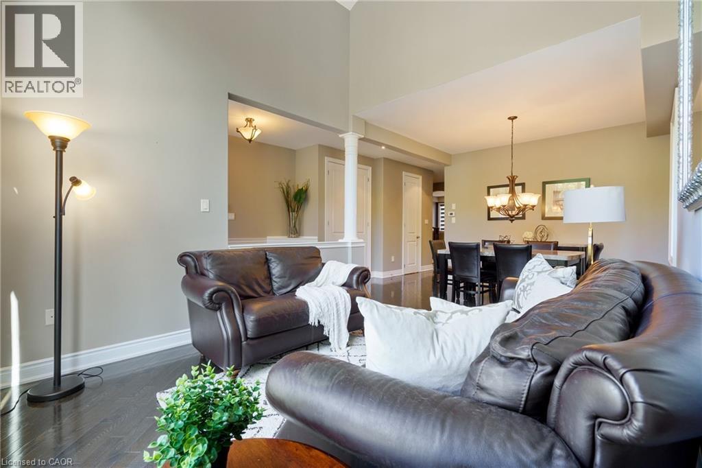317 Great Lakes Boulevard, Oakville, Ontario  L6L 0A4 - Photo 5 - 40778210