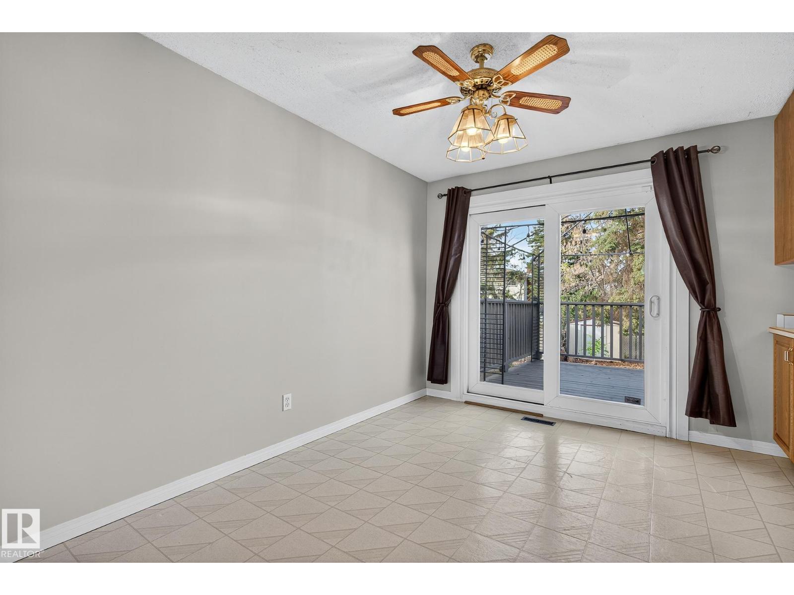 8012 172 St Nw, Edmonton, Alberta  T5T 0C8 - Photo 12 - E4461642
