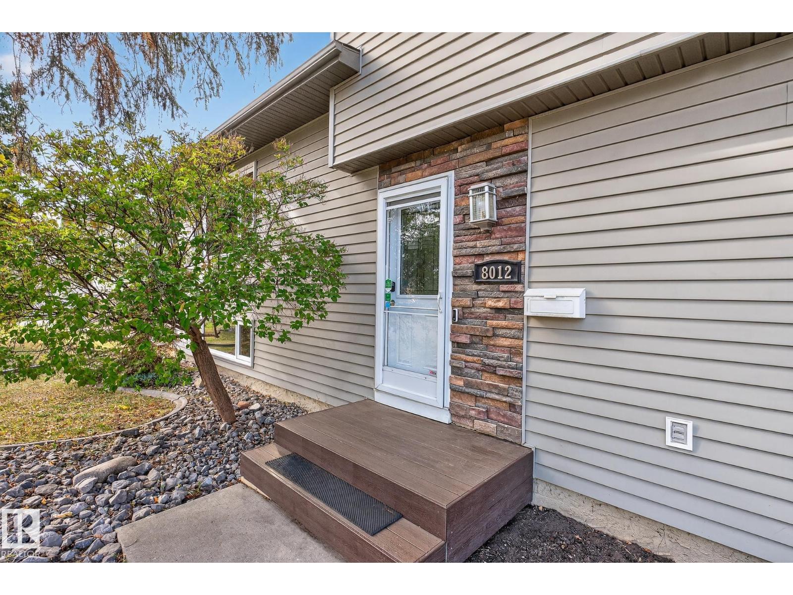 8012 172 St Nw, Edmonton, Alberta  T5T 0C8 - Photo 3 - E4461642