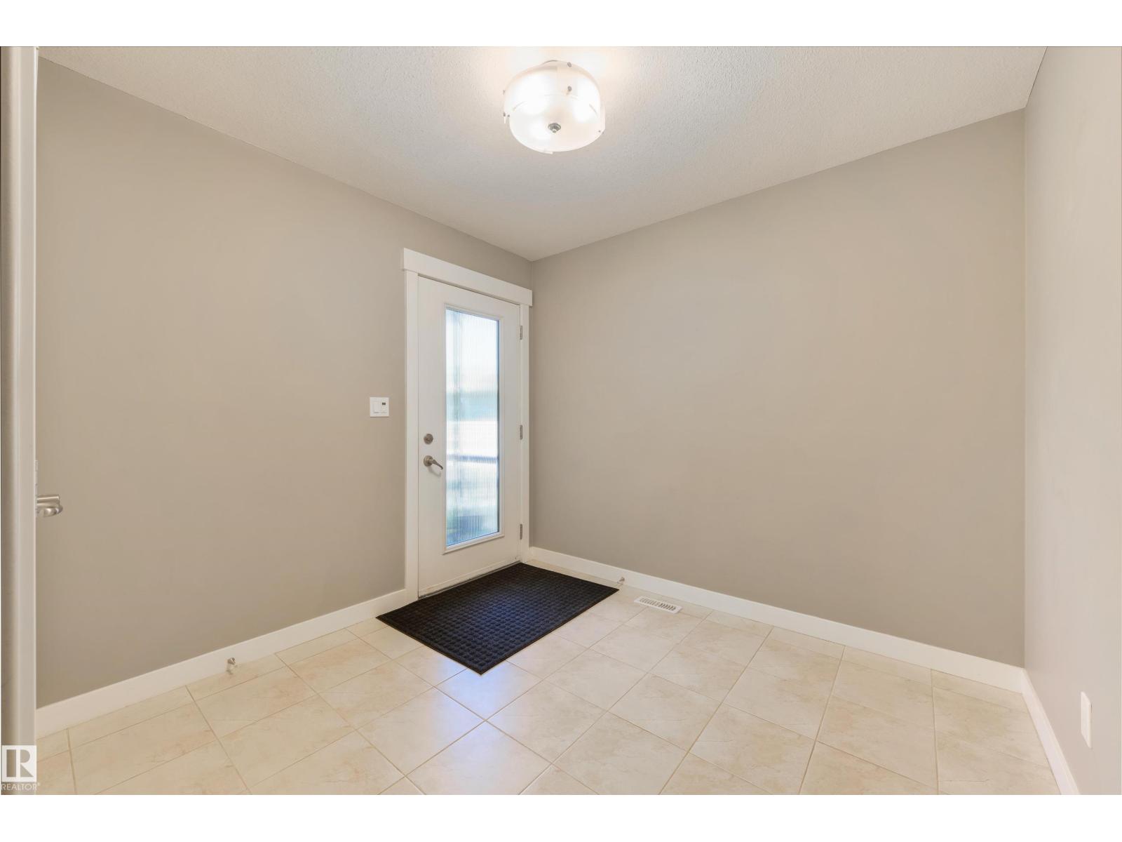 2328 Ware Cr Nw, Edmonton, Alberta  T6W 2W5 - Photo 4 - E4461643