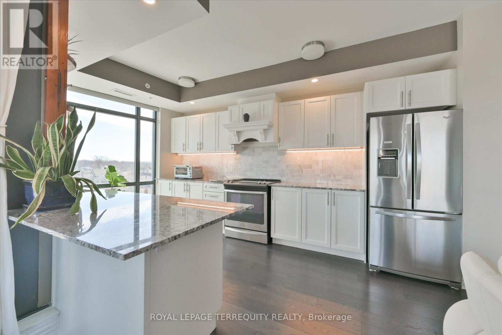508 - 2522 Keele Street, Toronto, Ontario  M6L 0A2 - Photo 9 - W12456210