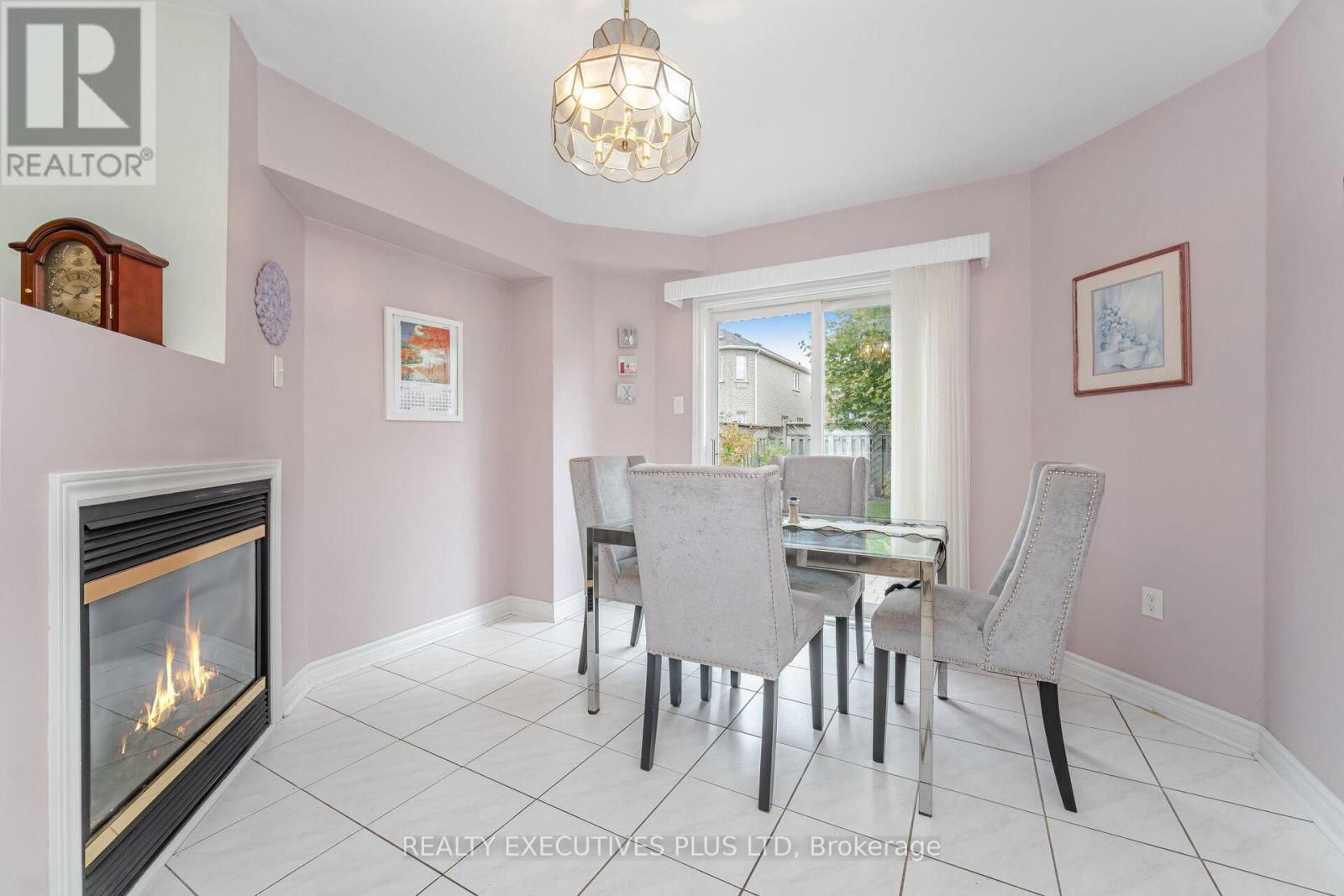 12 Manorwood Court, Caledon (Bolton North), Ontario  L7E 2S9 - Photo 13 - W12456250
