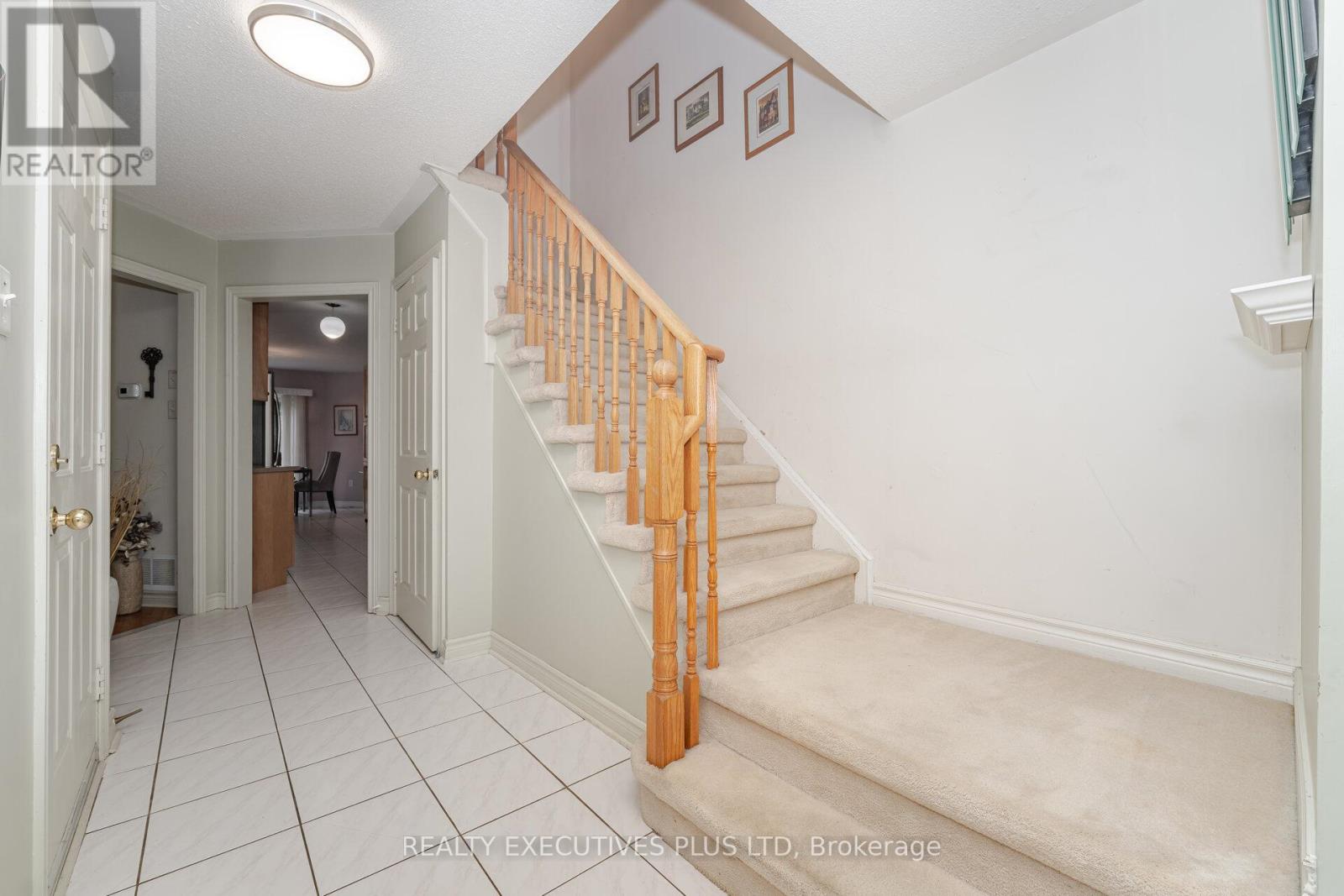 12 Manorwood Court, Caledon (Bolton North), Ontario  L7E 2S9 - Photo 18 - W12456250