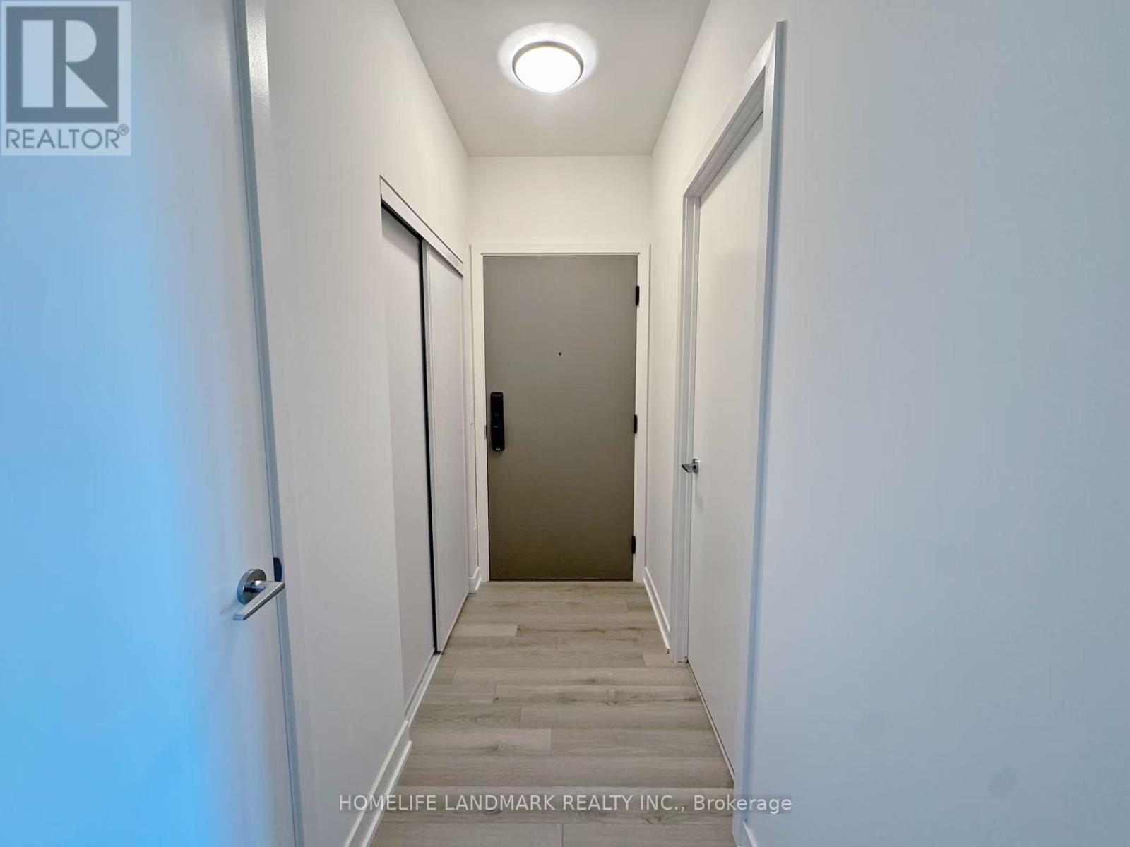 410 - 3079 Trafalgar Road, Oakville, Ontario  L6H 8C5 - Photo 11 - W12456265