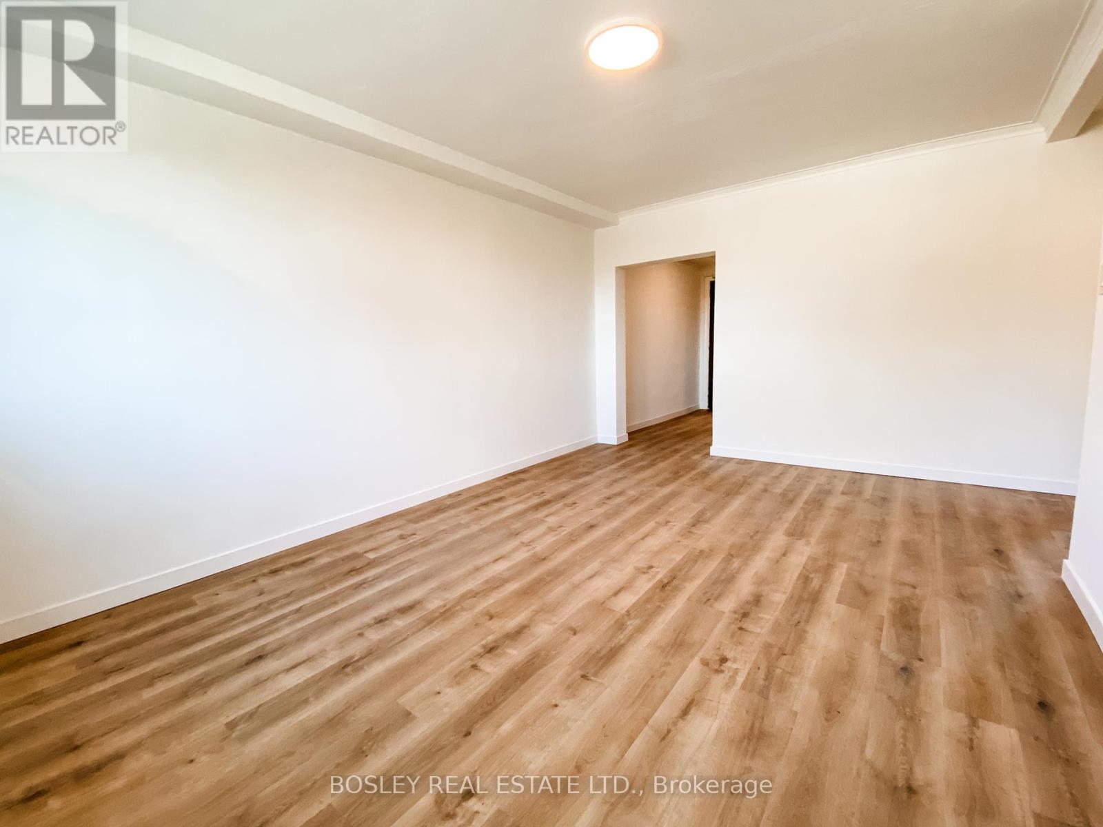 2 - 2880 Keele Street, Toronto, Ontario  M3M 2G9 - Photo 3 - W12456270