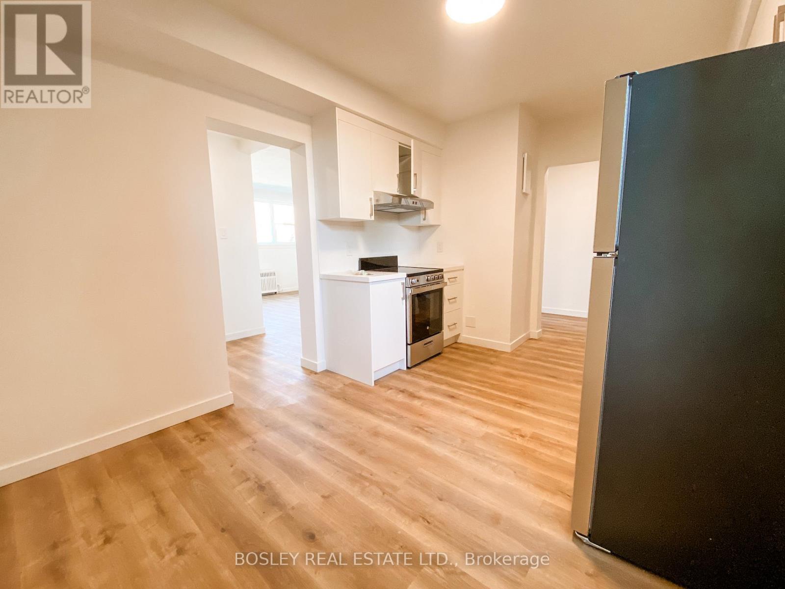 2 - 2880 Keele Street, Toronto, Ontario  M3M 2G9 - Photo 6 - W12456270