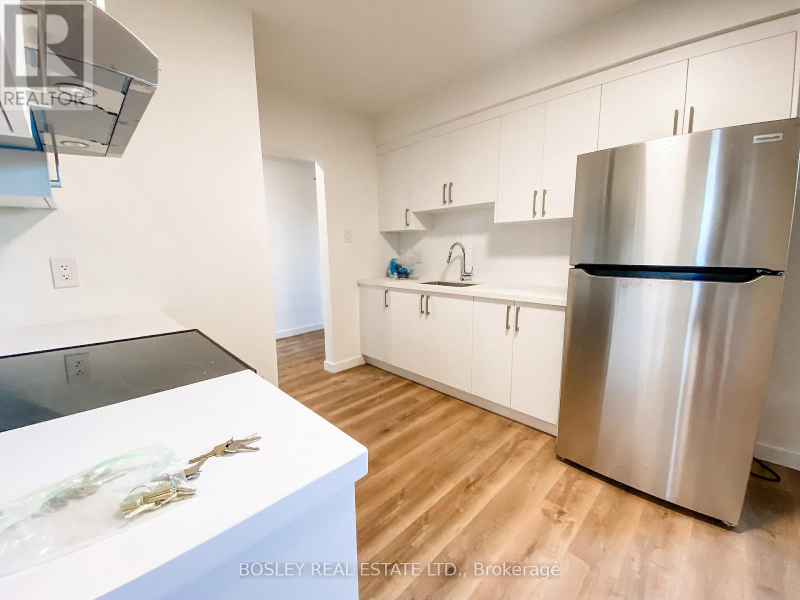 2 - 2880 Keele Street, Toronto, Ontario  M3M 2G9 - Photo 7 - W12456270
