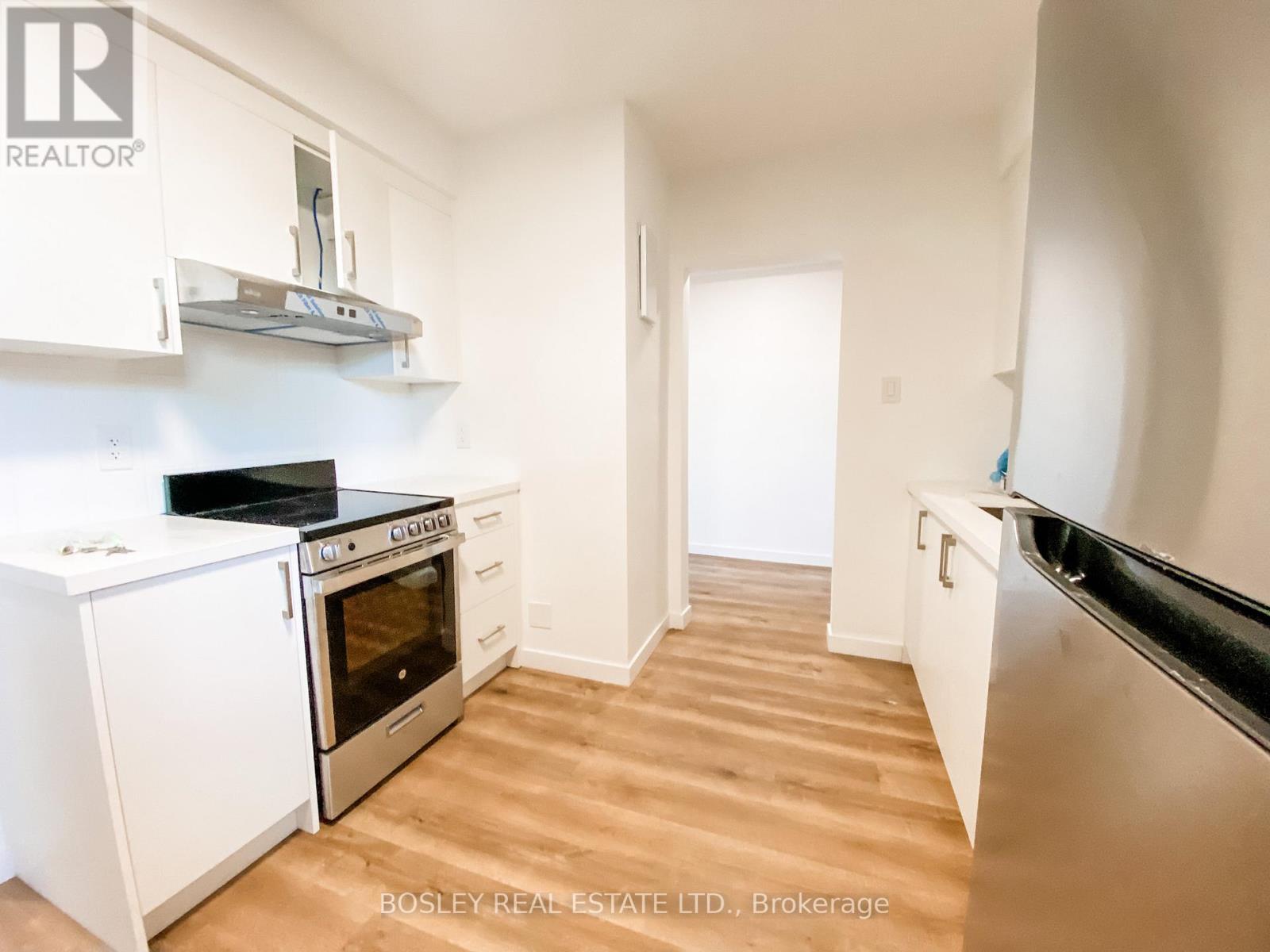 2 - 2880 Keele Street, Toronto, Ontario  M3M 2G9 - Photo 8 - W12456270