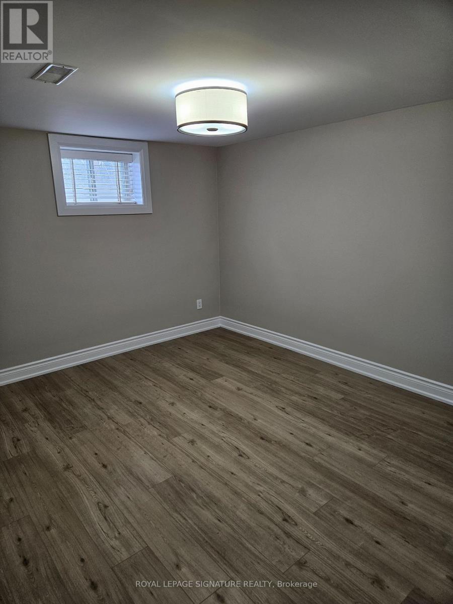 159 Jeffcoat Drive, Toronto, Ontario  M9W 3C4 - Photo 7 - W12456282