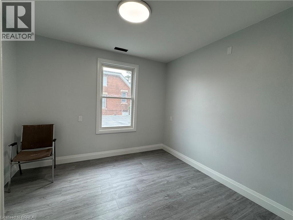 181 Brant Avenue, Brantford, Ontario  N3T 3H8 - Photo 8 - 40765387