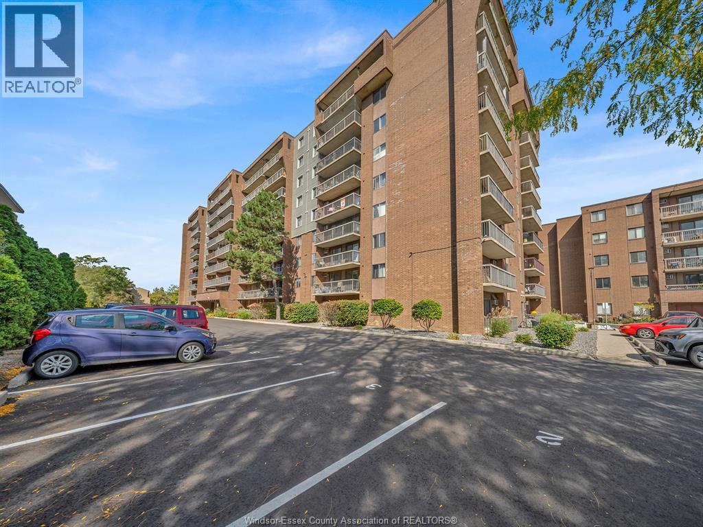 3936 Wyandotte Street East Unit# 206, Windsor, Ontario  N8Y 4V1 - Photo 3 - 25025870