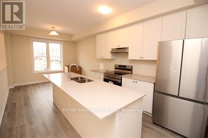 23 - 185 Bedrock Drive, Hamilton, Ontario  L8J 0M5 - Photo 4 - X12456223