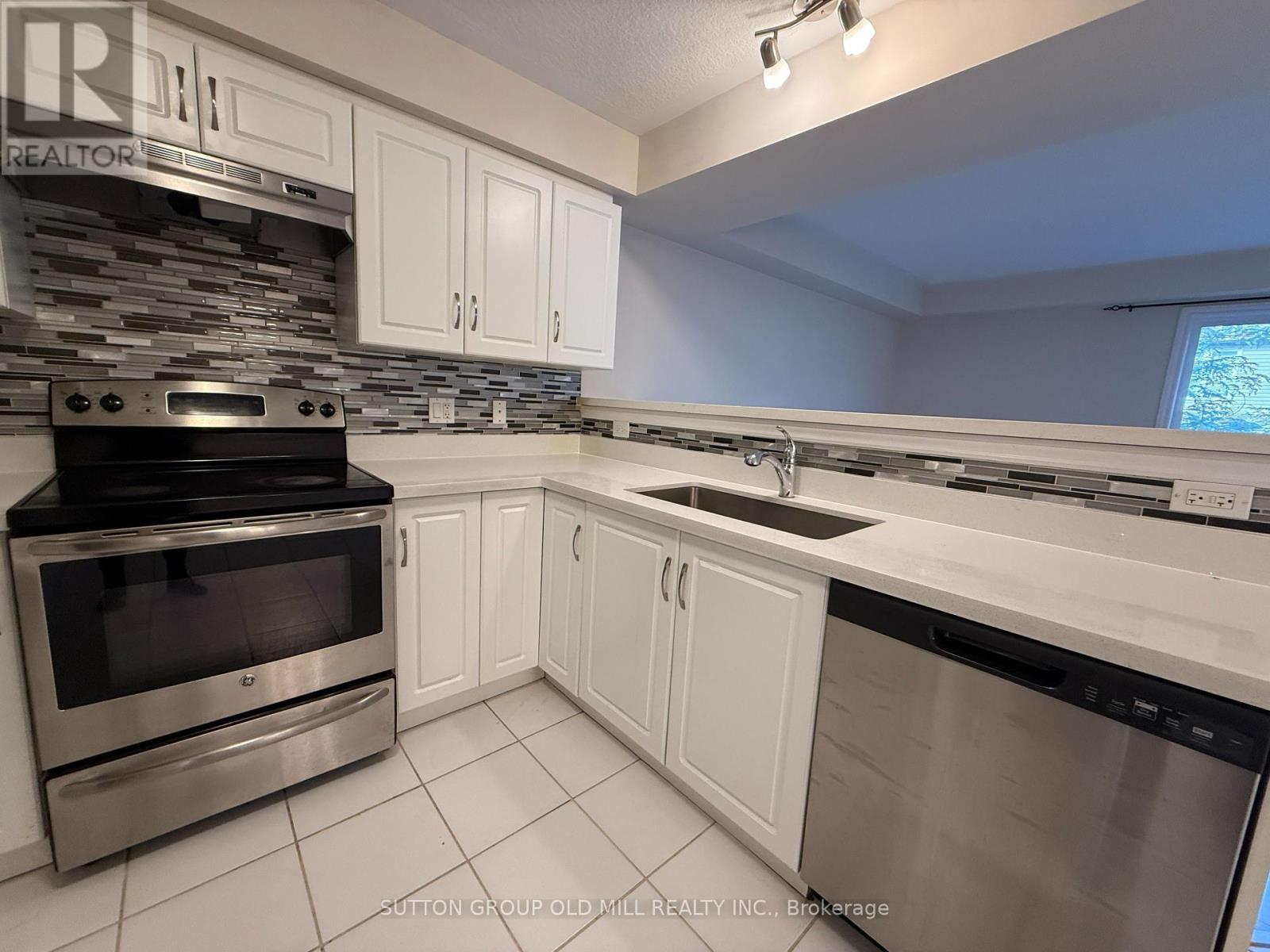 31 - 167 Arkell Road, Guelph, Ontario  N1L 0J9 - Photo 11 - X12456237