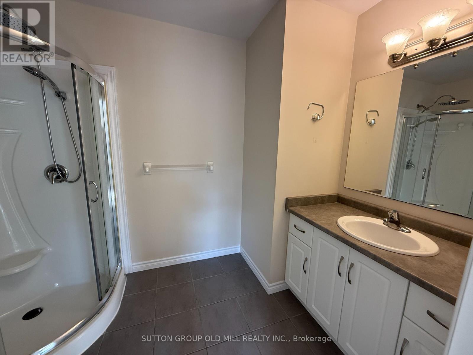31 - 167 Arkell Road, Guelph, Ontario  N1L 0J9 - Photo 29 - X12456237