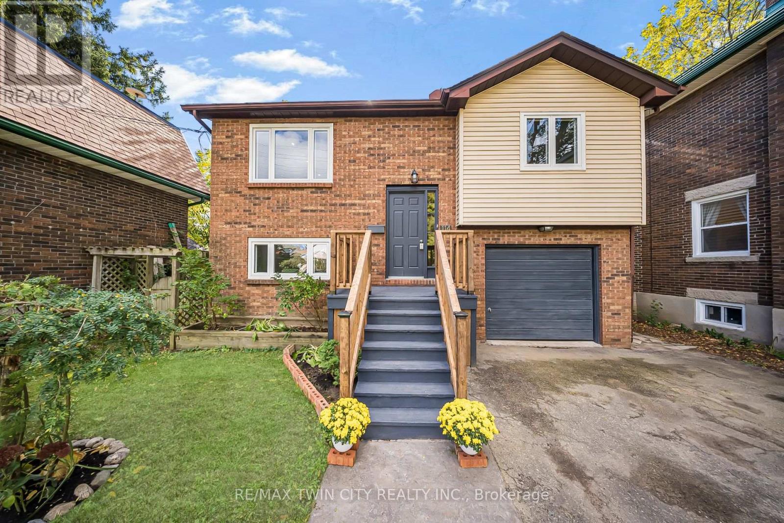 114 BRISTOL STREET, Guelph, Ontario