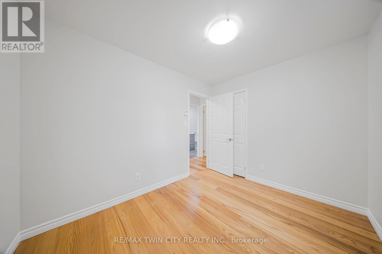 114 Bristol Street, Guelph, Ontario  N1H 3L6 - Photo 26 - X12456239