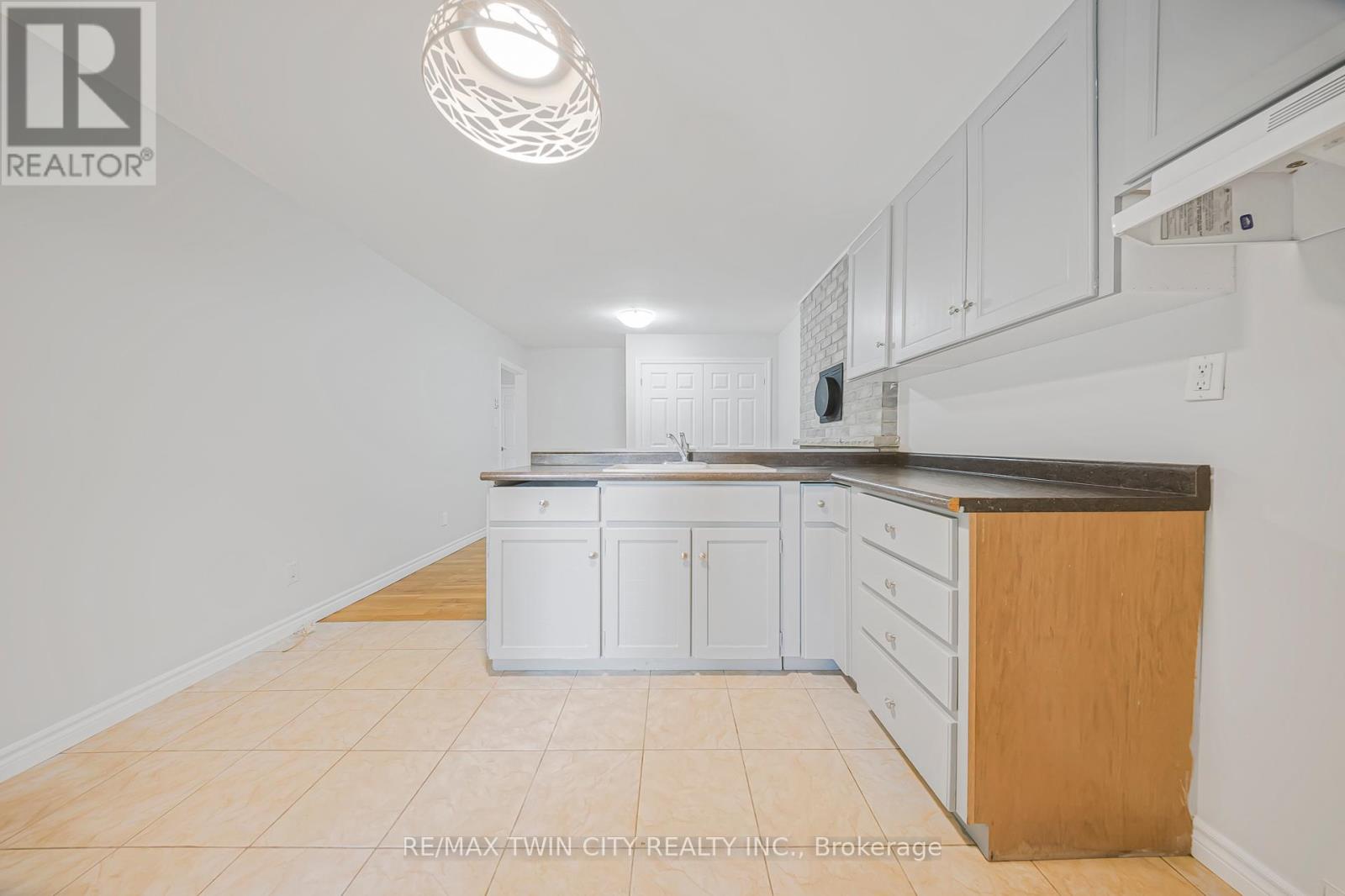114 Bristol Street, Guelph, Ontario  N1H 3L6 - Photo 37 - X12456239