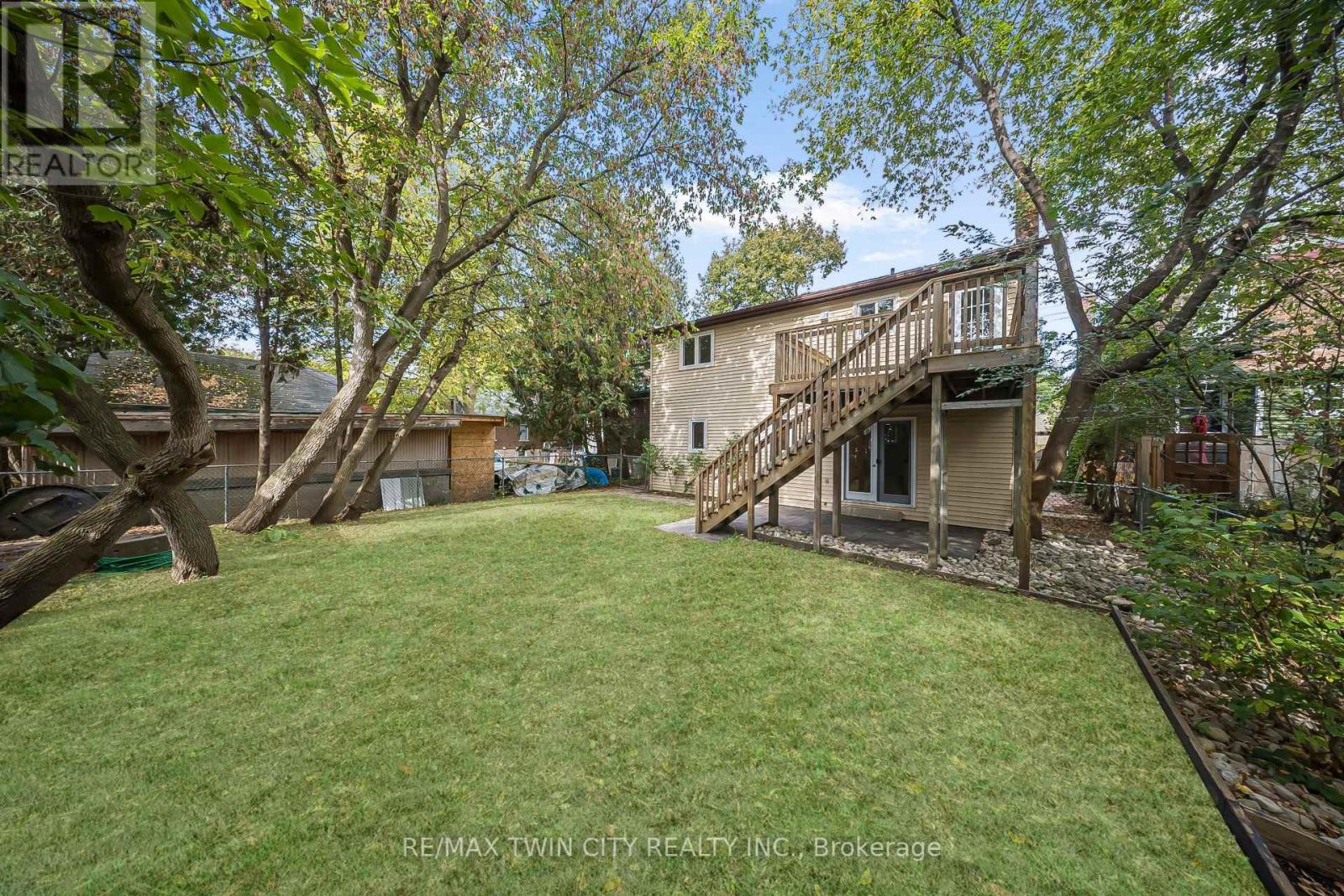 114 Bristol Street, Guelph, Ontario  N1H 3L6 - Photo 8 - X12456239