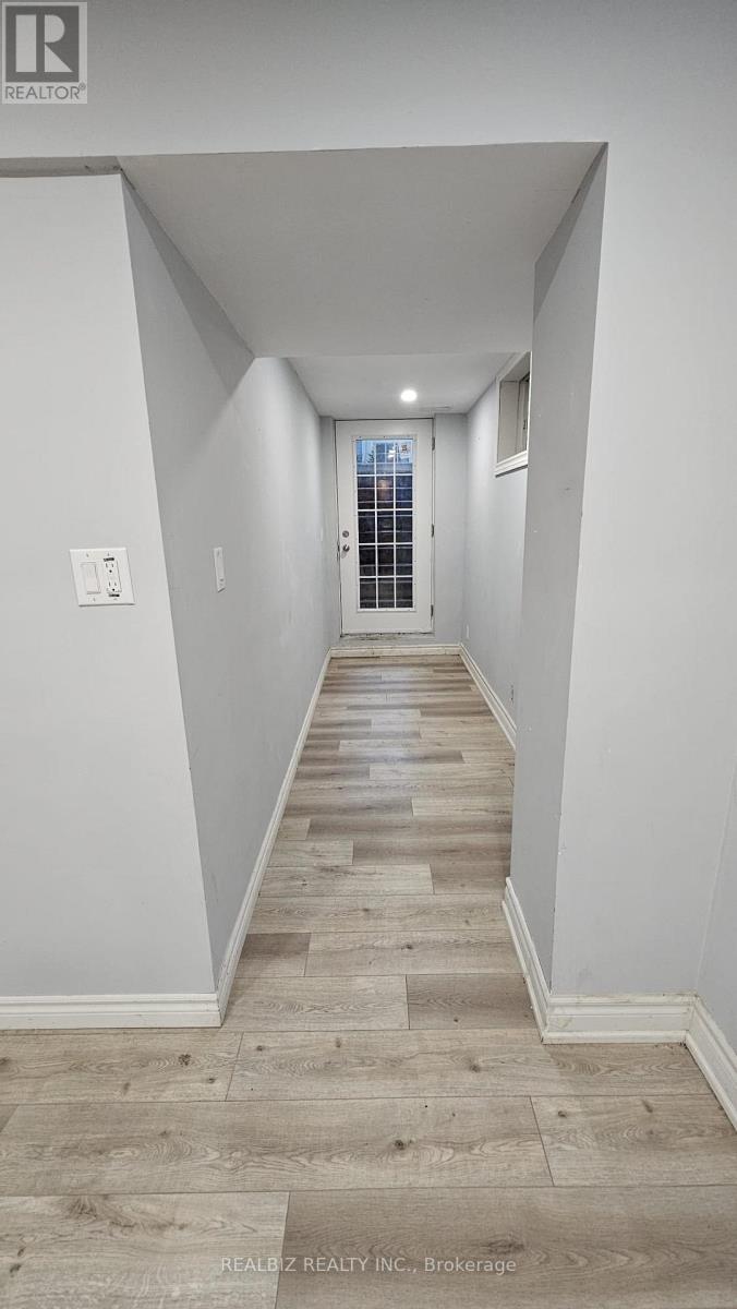 Lower Level - 214 Main Street E, Grimsby, Ontario  L3M 1P6 - Photo 10 - X12456272