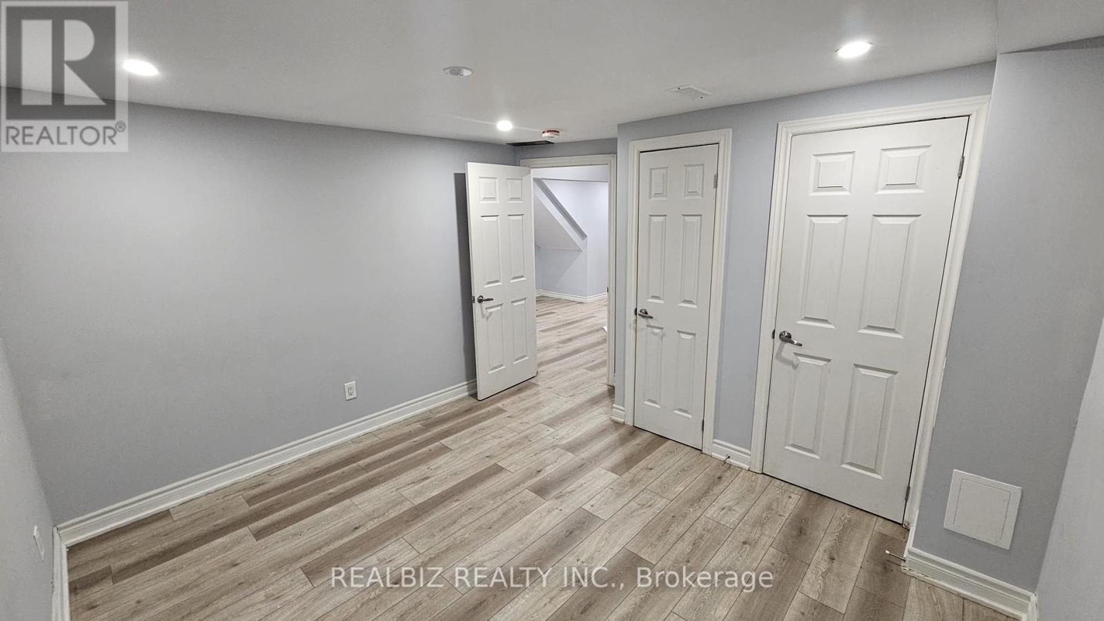 Lower Level - 214 Main Street E, Grimsby, Ontario  L3M 1P6 - Photo 17 - X12456272