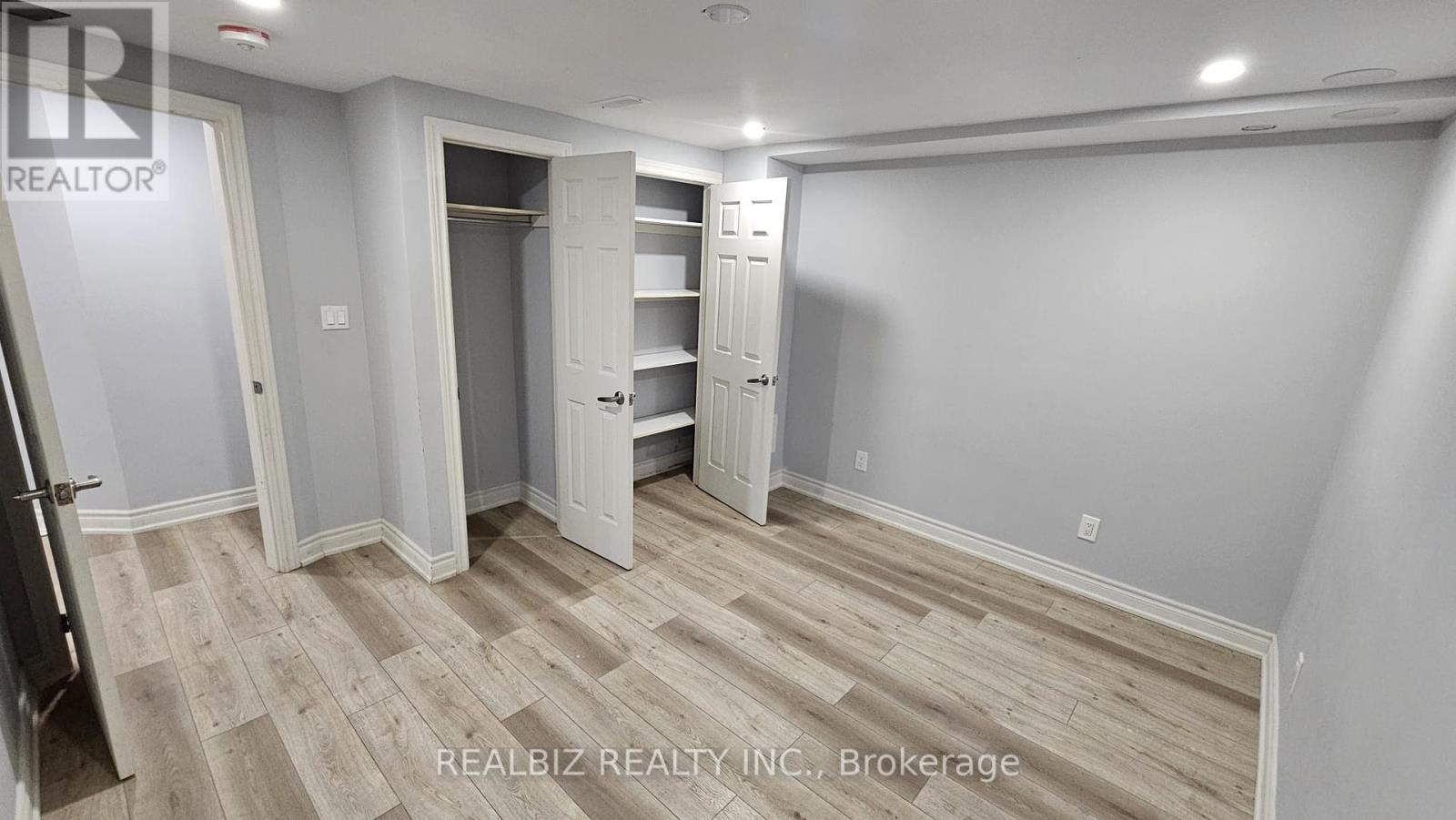 Lower Level - 214 Main Street E, Grimsby, Ontario  L3M 1P6 - Photo 18 - X12456272