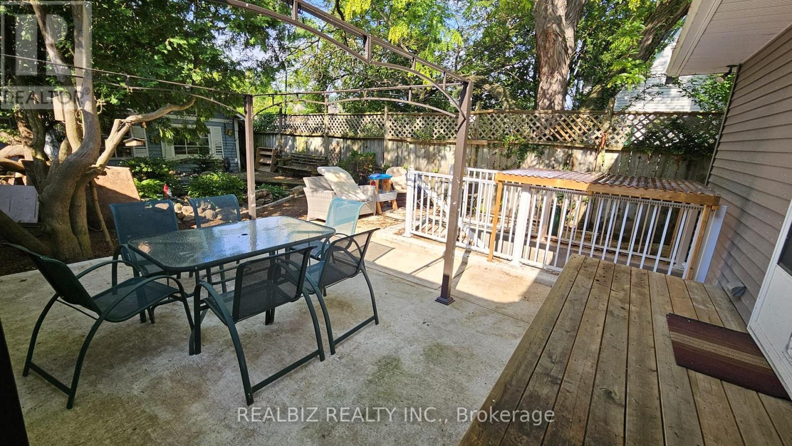Lower Level - 214 Main Street E, Grimsby, Ontario  L3M 1P6 - Photo 2 - X12456272