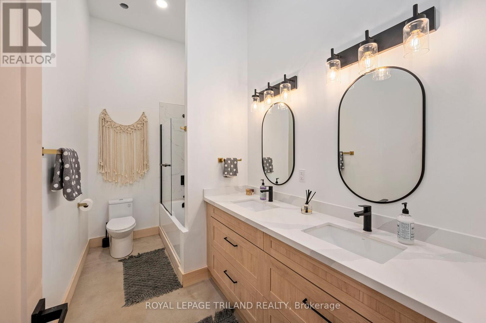 164 Brayside Street, Central Elgin, Ontario  N5L 1A2 - Photo 41 - X12430294