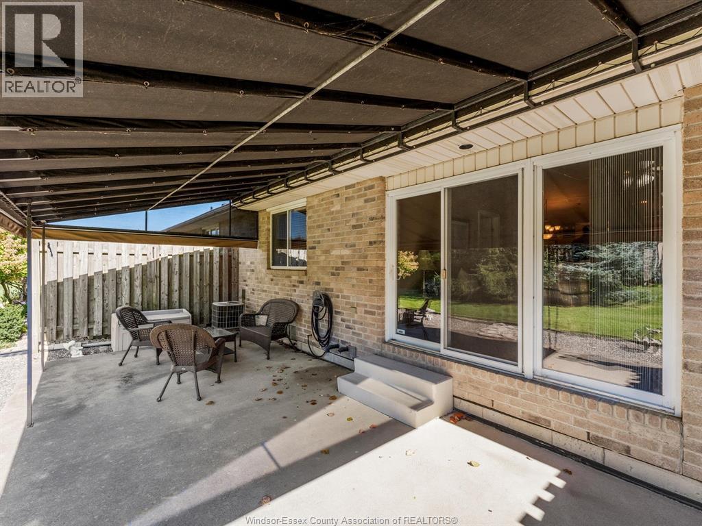 1933 Morningstar Avenue, Windsor, Ontario  N8P 1W6 - Photo 39 - 25025869