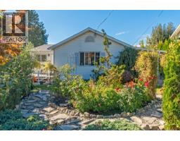 511 10TH Avenue, creston, British Columbia