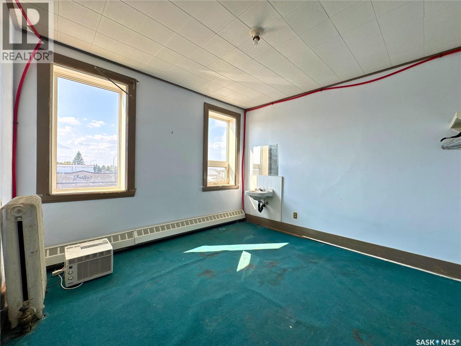 101 B Avenue E, Wynyard, Saskatchewan  S0A 4T0 - Photo 32 - SK020596