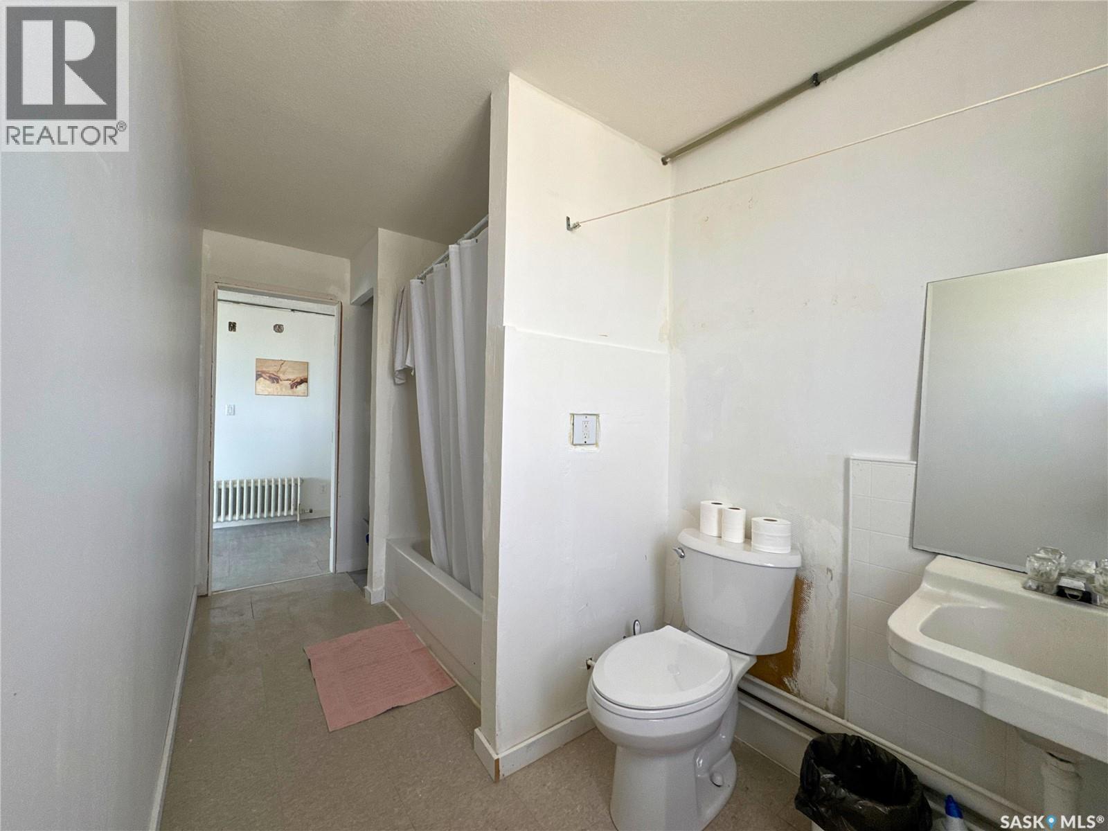 101 B Avenue E, Wynyard, Saskatchewan  S0A 4T0 - Photo 44 - SK020596