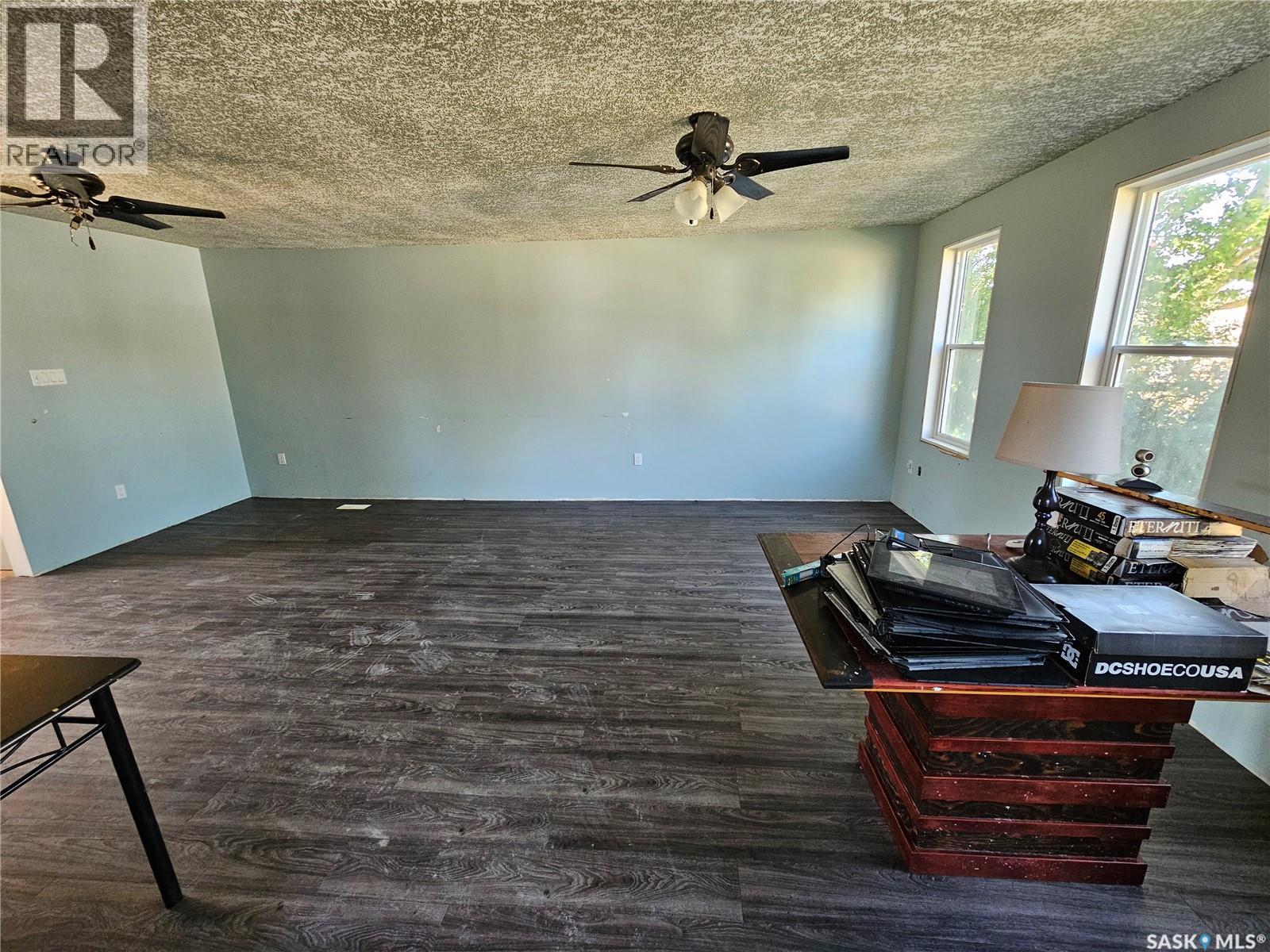 245 Oriole Avenue, Briercrest, Saskatchewan  S0H 0K0 - Photo 2 - SK020536