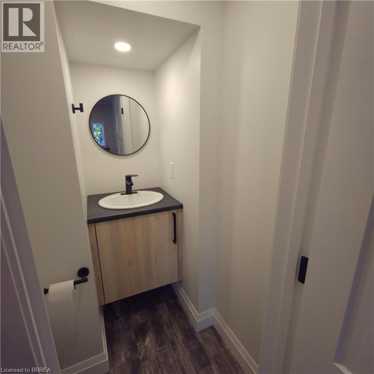 33 Islington Avenue Unit# 2, Guelph, Ontario  N1E 1B2 - Photo 12 - 40775633