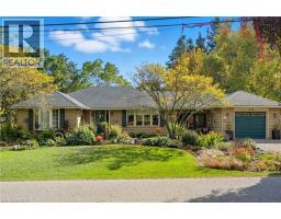 136 HILLCREST Avenue, Hamilton, Ontario