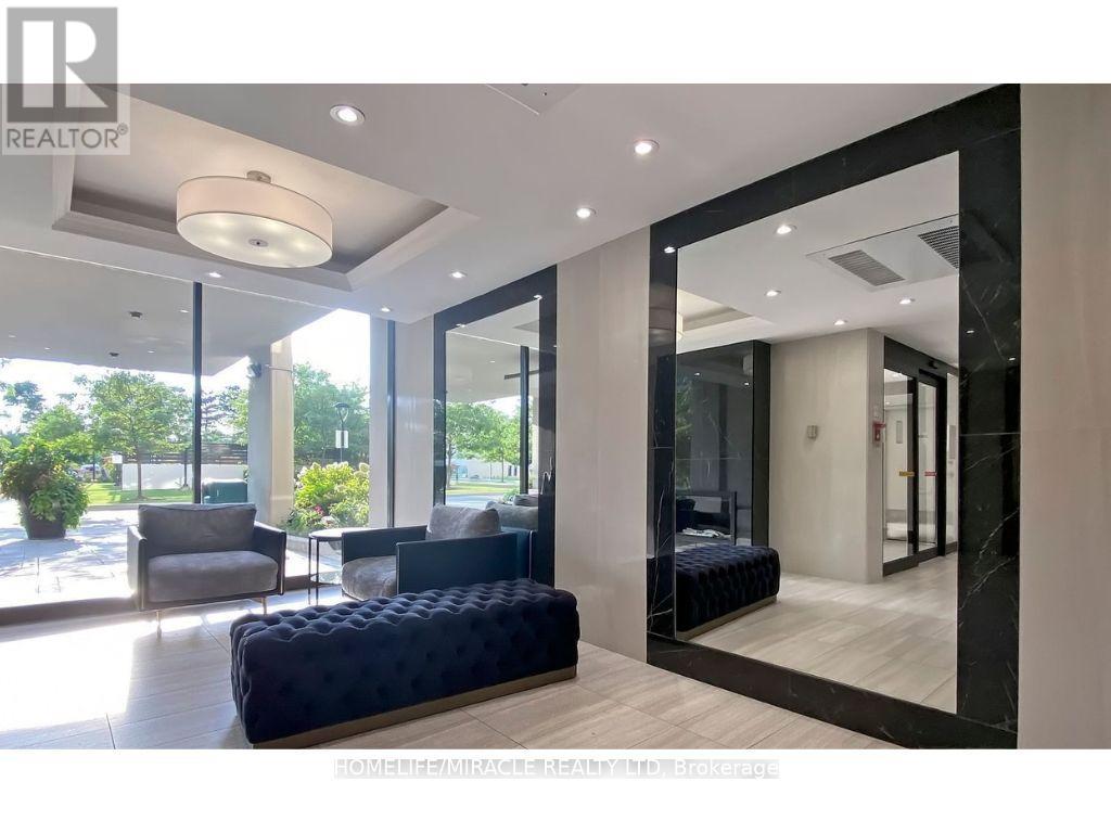 725 Don Mills Road, Toronto, Ontario  M3C 1S7 - Photo 2 - C12456321