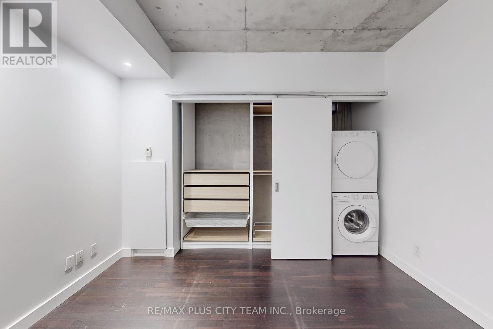 712 - 25 Oxley Street, Toronto, Ontario  M5V 2J5 - Photo 19 - C12456366