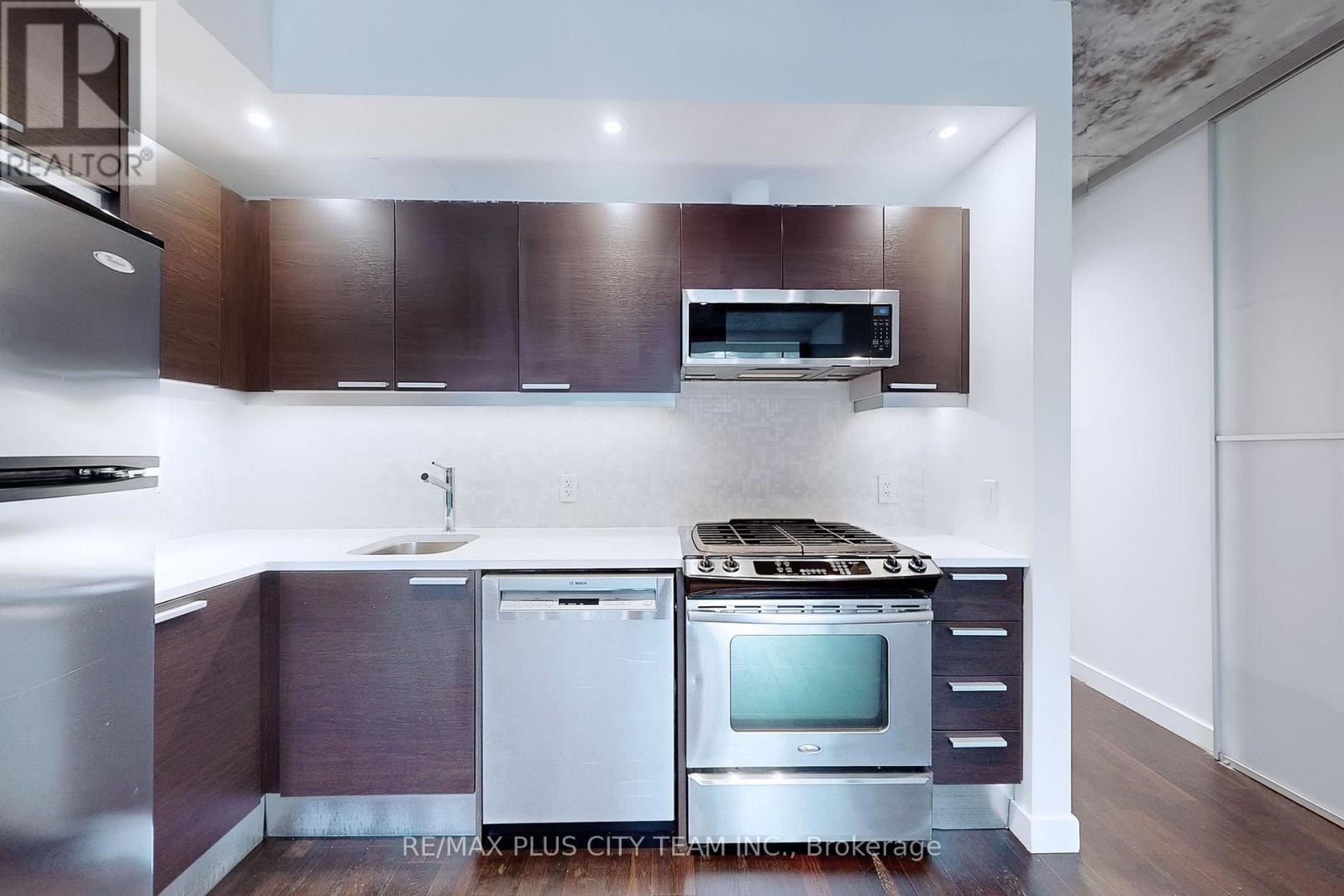 712 - 25 Oxley Street, Toronto, Ontario  M5V 2J5 - Photo 9 - C12456366