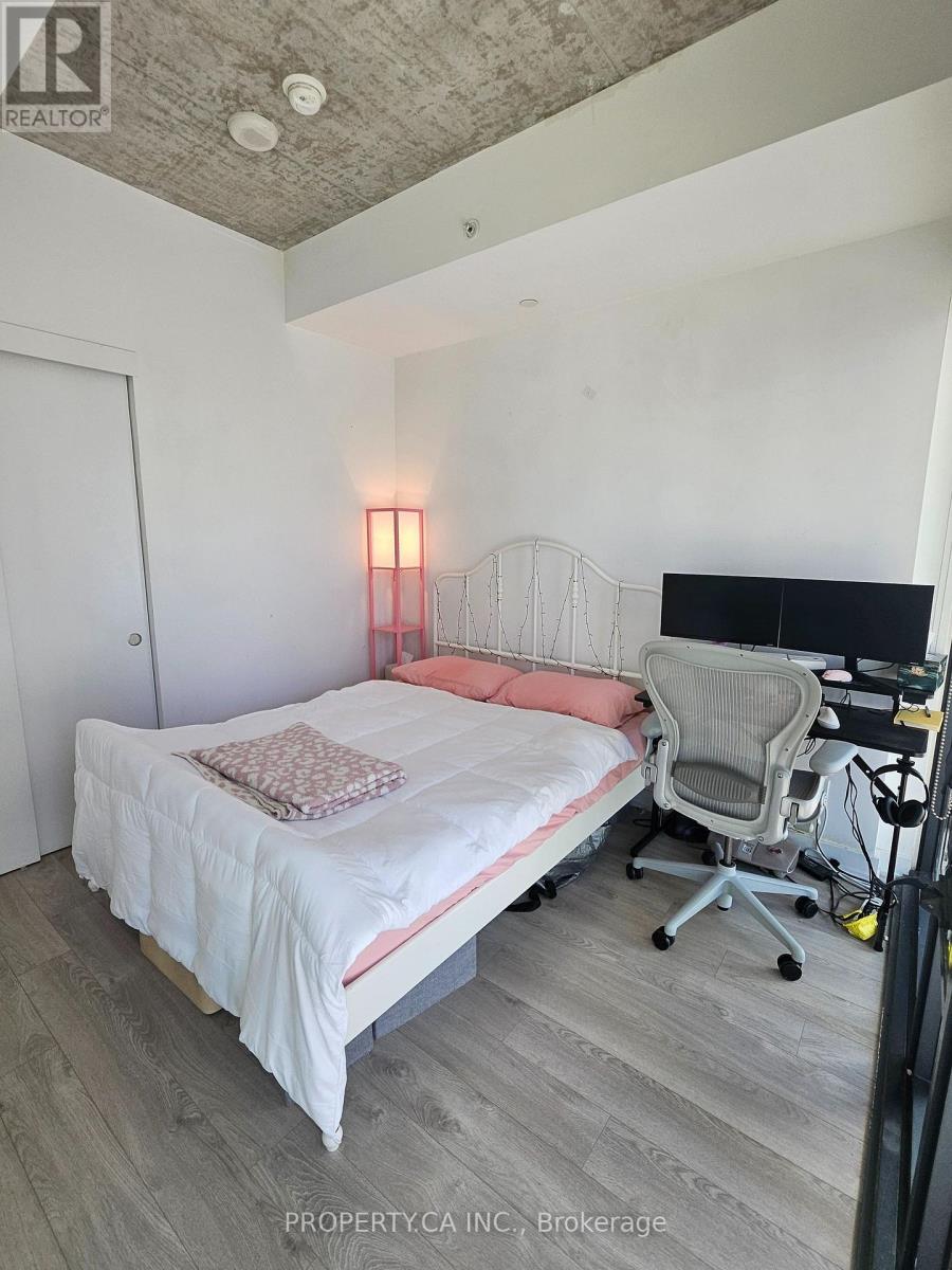 803 - 185 Roehampton Avenue, Toronto, Ontario  M4P 0C6 - Photo 8 - C12456443