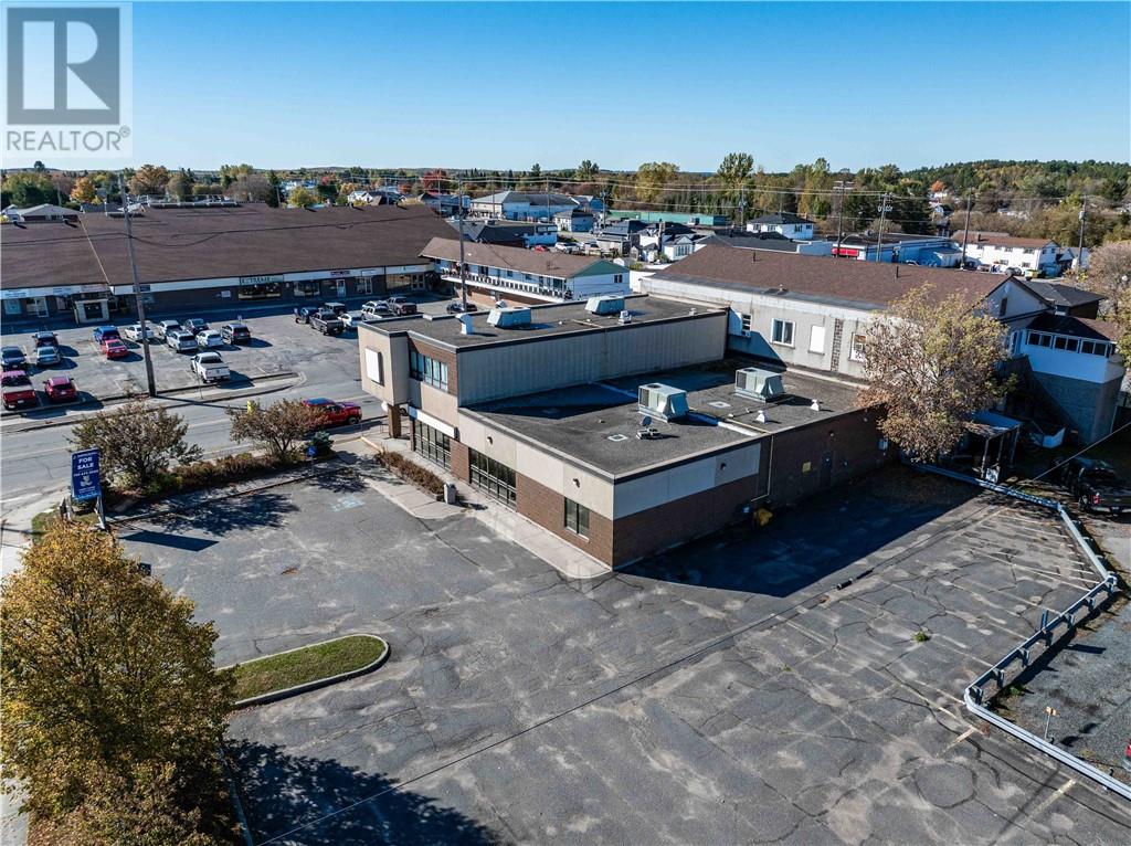 29 Main Street, Chelmsford, Ontario   - Photo 2 - 2125095