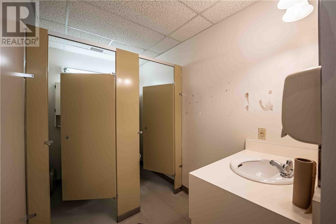 29 Main Street, Chelmsford, Ontario   - Photo 55 - 2125095