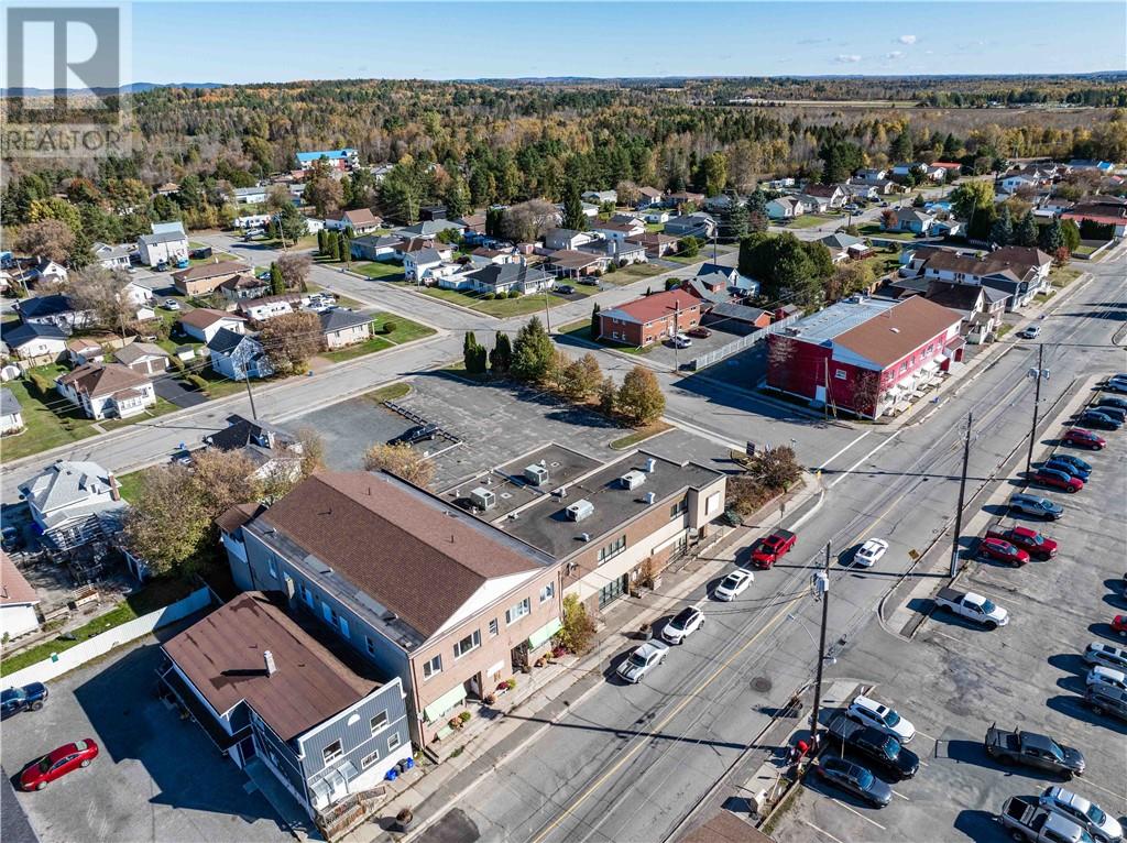 29 Main Street, Chelmsford, Ontario   - Photo 6 - 2125095